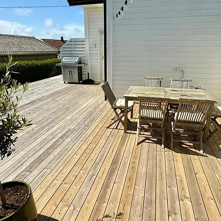 Holiday home Near The Sea Farsund