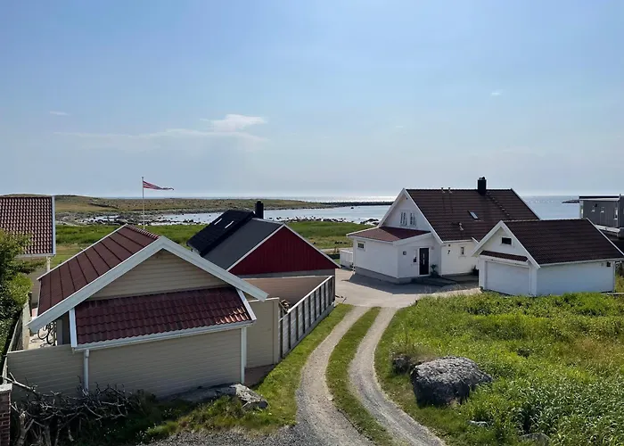 Дом отдыха Near The Sea